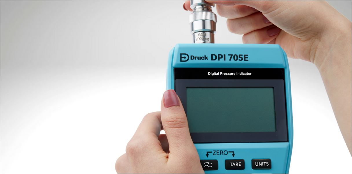 Druck’s portable pressure calibrators DPI 705 E